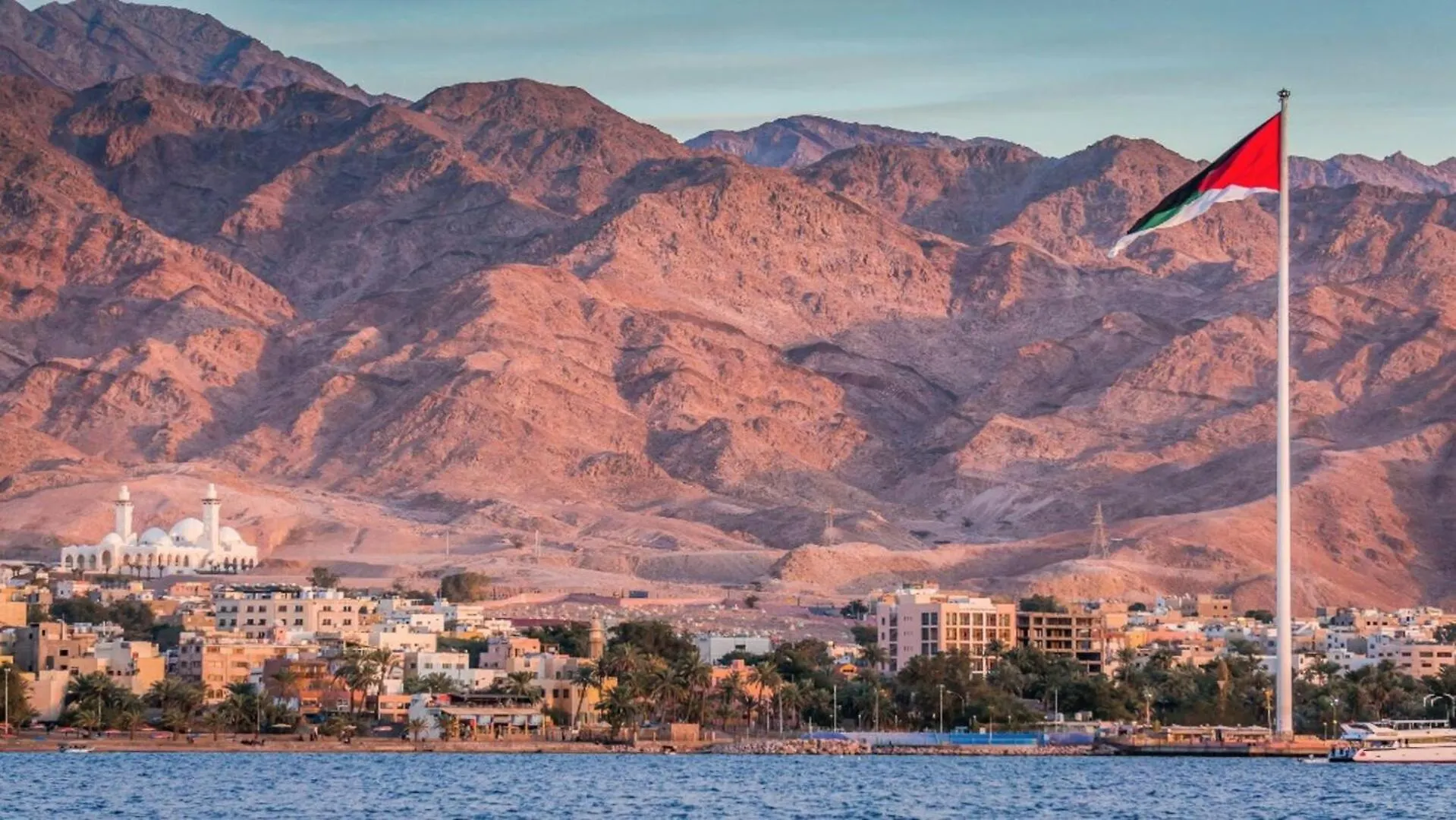 Extra Traveller Hostel Aqaba